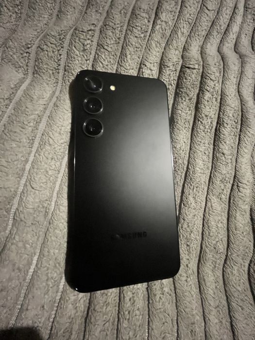 Samsung s23 8/256