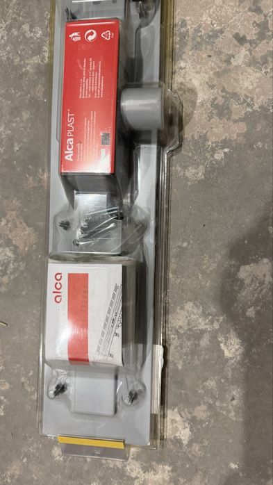 Линеен сифон за баня