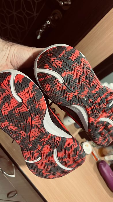 Маратонки NIKE- оригинални, купувани в Англия- 2 чифта