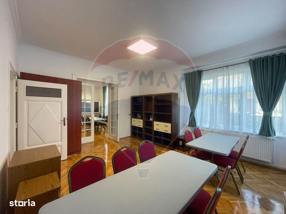 Apartament la casa de inchiriat
