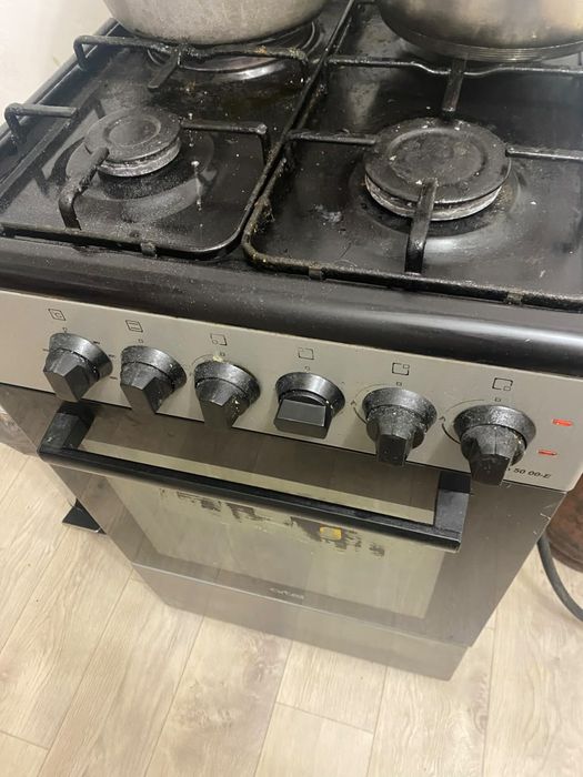 Газ плита  с газ балоном