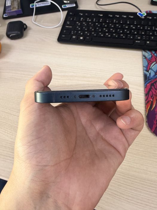Продам Iphone 13 128Gb