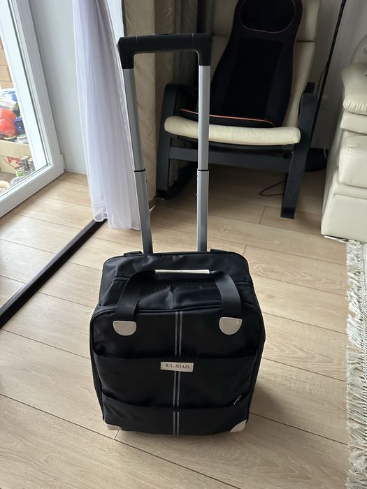 Стильная багажная сумка