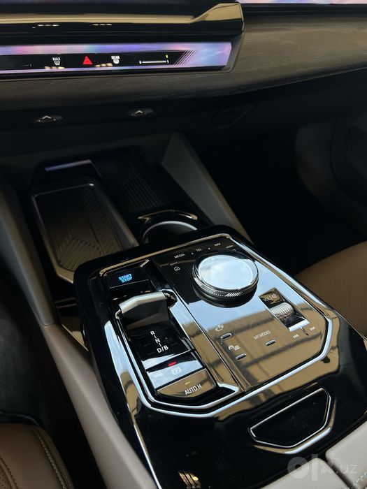 BMW i5 35L ideal xolatda