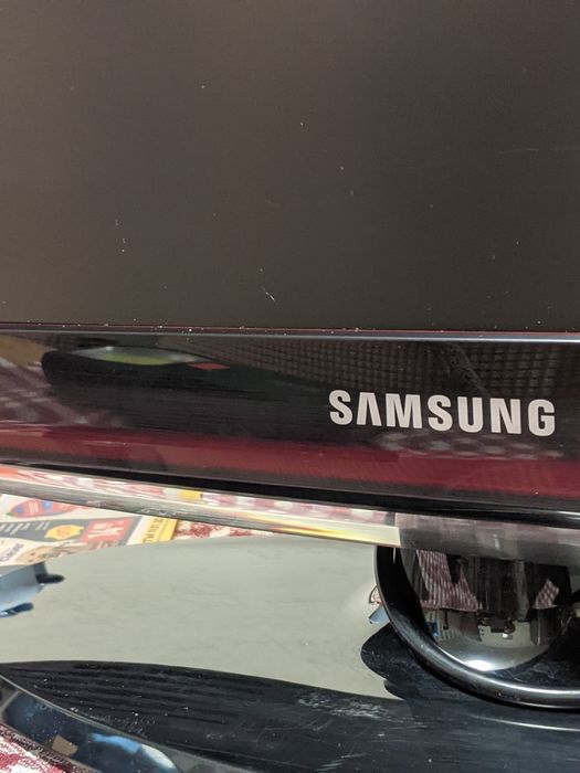 Телевизор Samsung 22 инча за ремонт или части