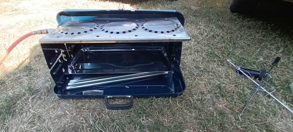 Газов грил згаваем за къмпинг ( скара )