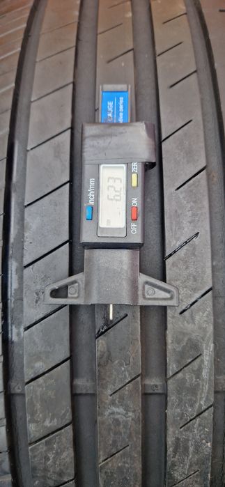 2 Anvelope ca noi Good Year 225 50 R17 .de vara. Dot 2020