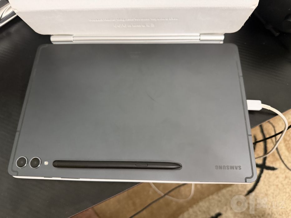 Samsung Galaxy Tab S9+ 256GB Wi-Fi + magic keyboard