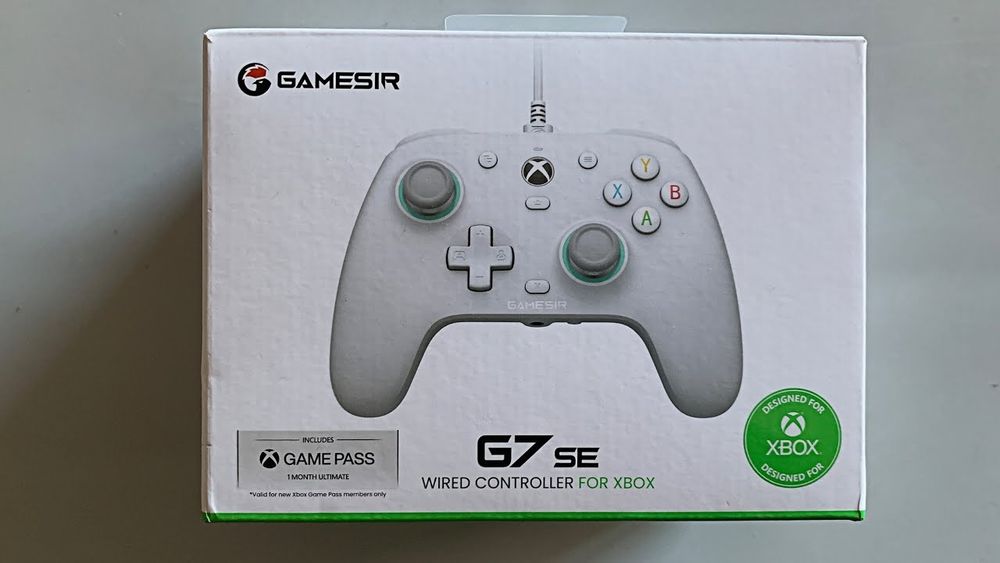 Xbox series S + 2 джойстика