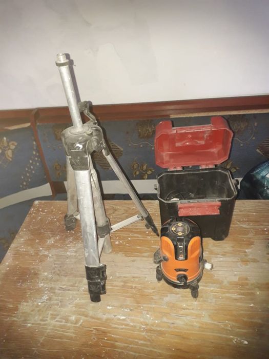 Продам лазерный уровень