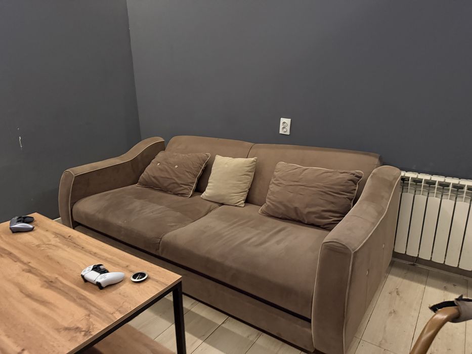 Диван !! Брали в Квант за 180