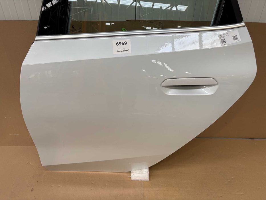 Задна Лява Врата За БМВ У06 9627091 BMW U06