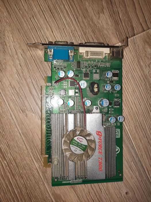 Продаются видеокарты