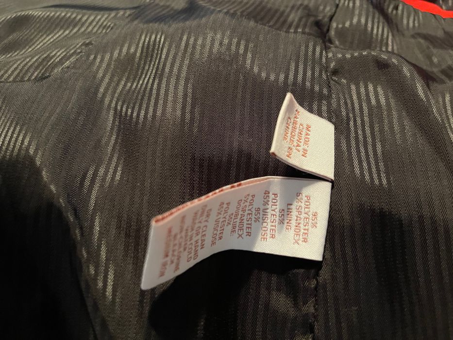 Червено спортно-елегантно сако