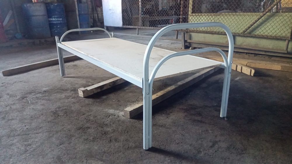 Двухъярусная кровать