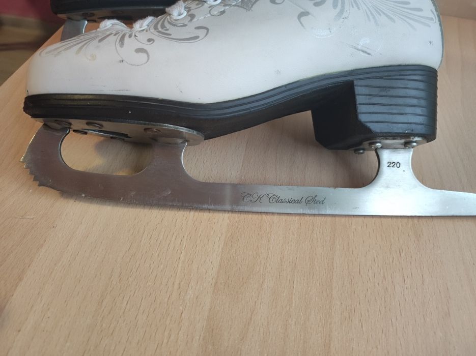 Коньки.   детские