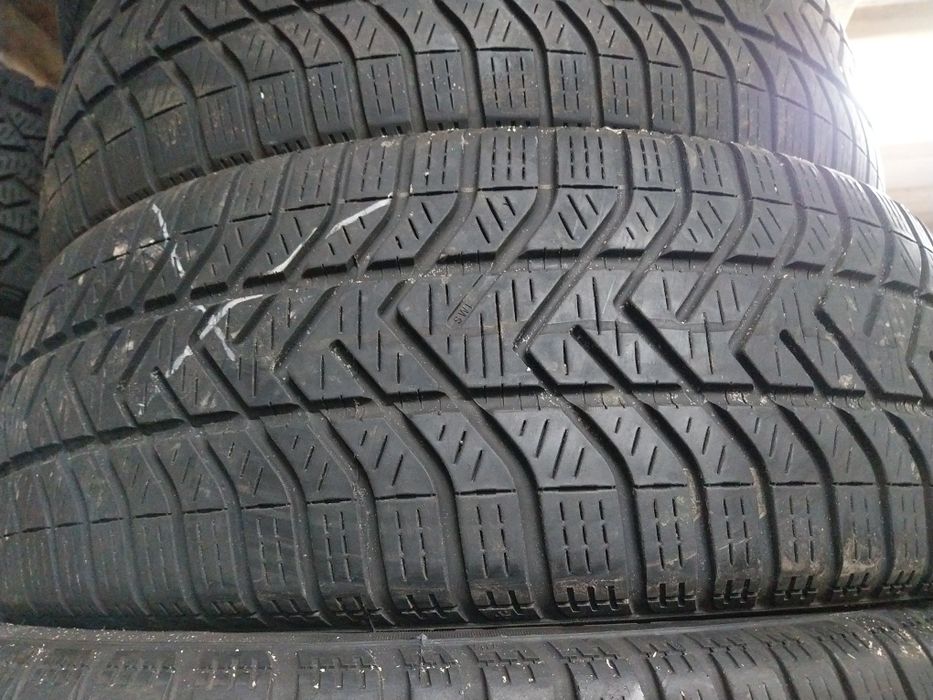 Anvelope second iarna 195 55 R17 Pirelli