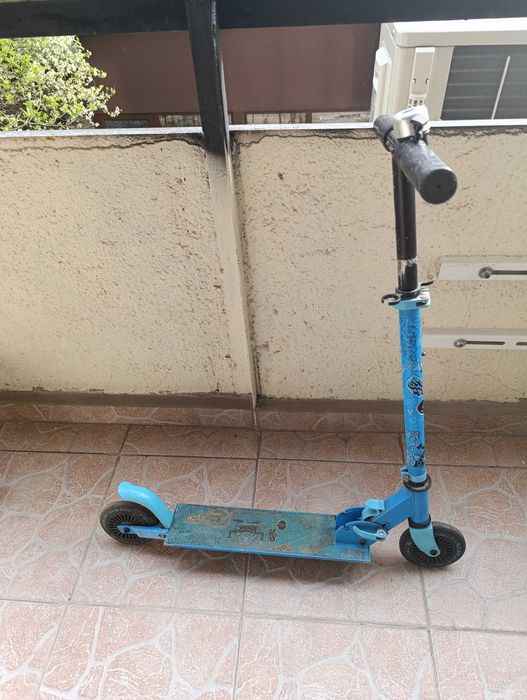 Детска тротинетка, синя