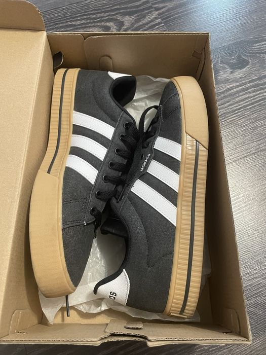 Adidas DAILY 3.0