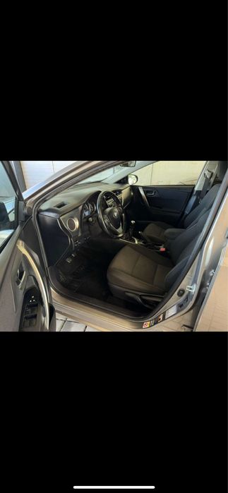 Тойота Аурис Toyota Auris 2013г на части