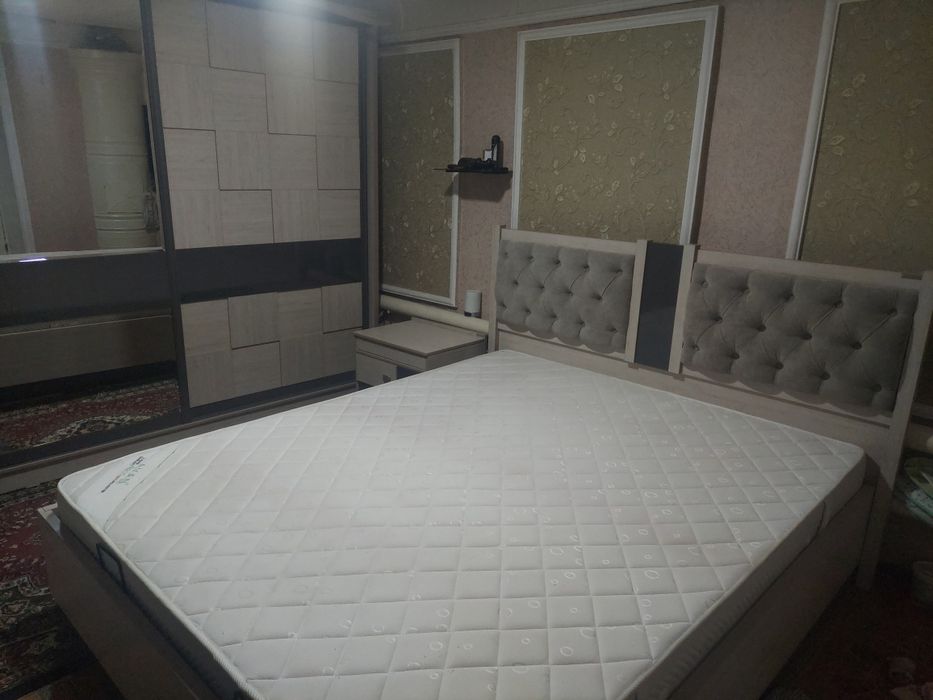 Ko'kcha darvoza Shofayzda 4 ta xona 2 sotix uy sotiladi.