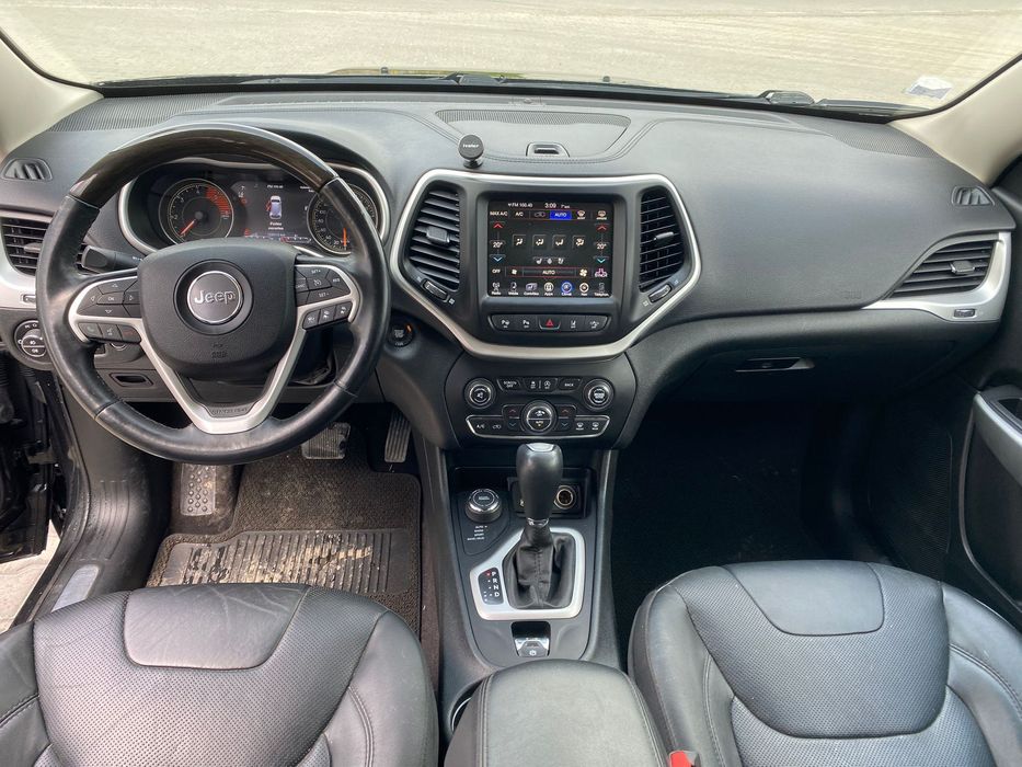 Jeep Cherokee Overland 4x4 automat 128000km full full