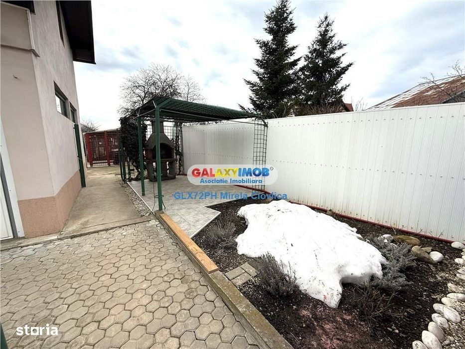 Vanzare Casa\/Vila cu spatiu comercial chiar in Centru