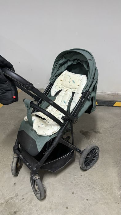 Продам детскую коляску