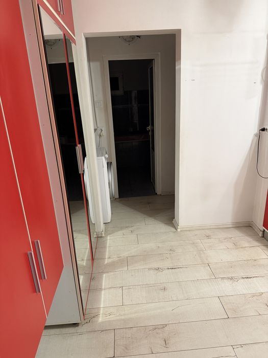 Vand apartament Filiasi-central,2 camere ,decomadat