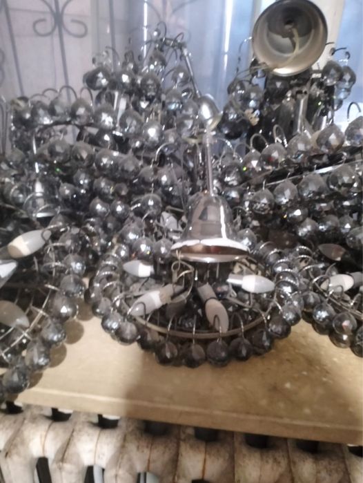 Люстра бар жақсы жағдайда