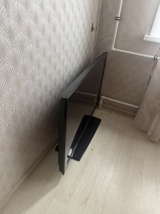 Продаем телевизор срочно