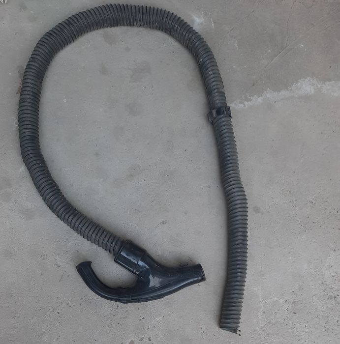 Шланг от пылесоса