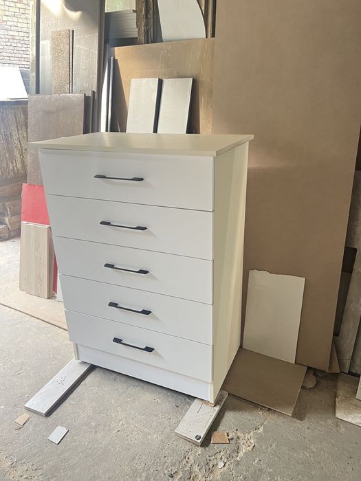 Komod  Kamod Chester Boyi 110 uzunligi 80 chuqurligi 45