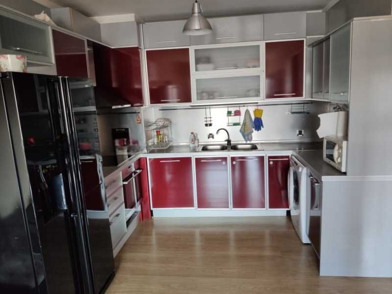 Дава се под наем Двустаен апартамент в София, Люлин - център - 67 кв.м за 448.8 € - Снимка #3