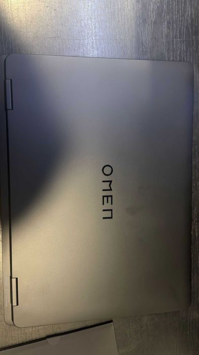 Hope Amanet P7 Laptop Gaming HP OMEN AMD Ryzen AI 7 350 w/RTX 5060