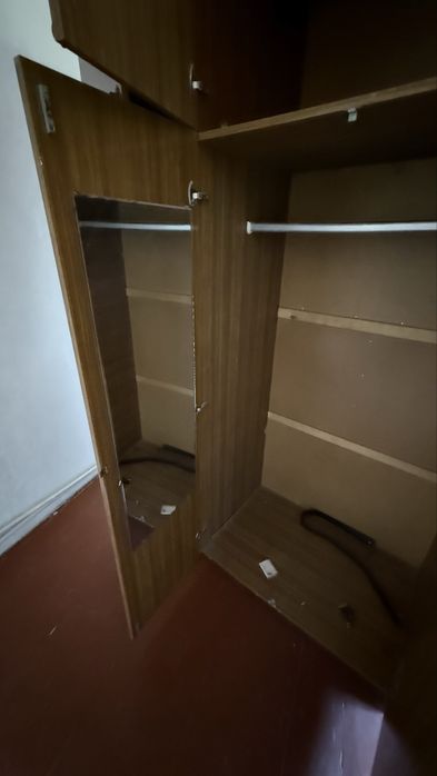 Шкаф спальный для вещи