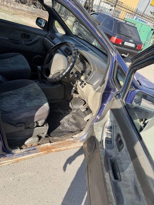 Ниссан прерия минивен