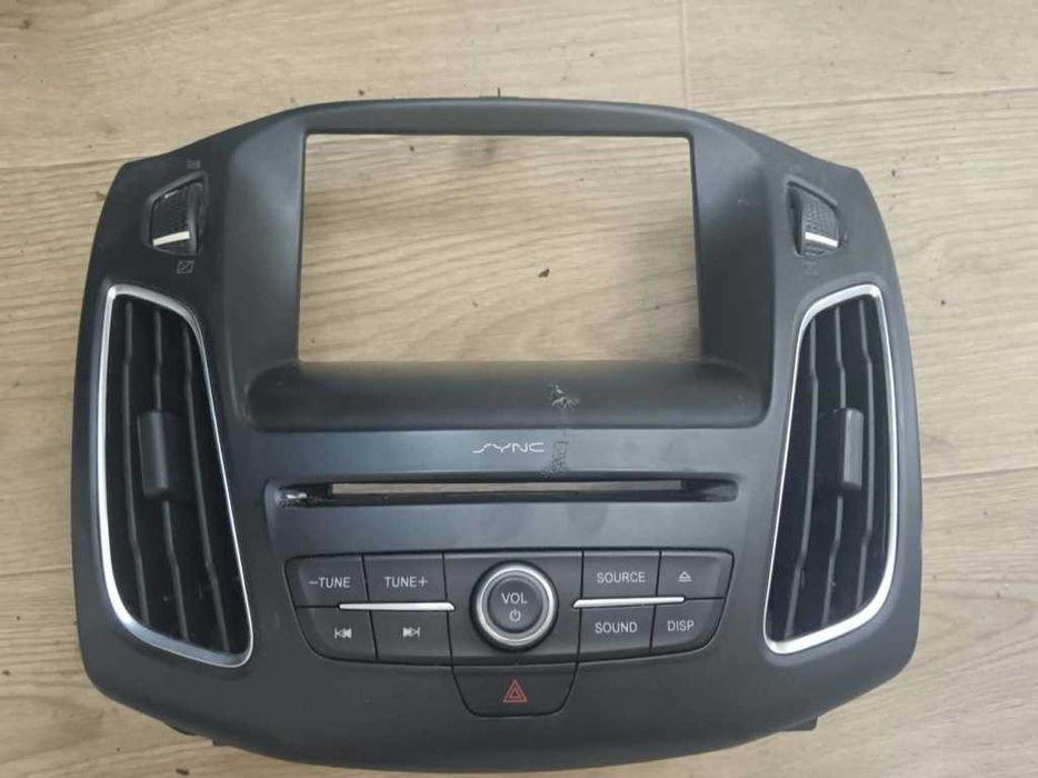 comenzi/ butoane radio FORD FOCUS 3 cu grile aerisire F1ET18K811HD