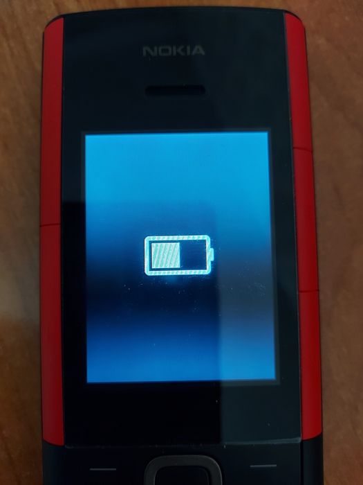 Продам, Nokia 5710.