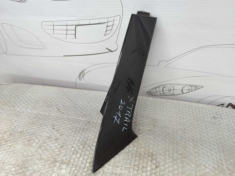 Ornament Haion Dreapta / Spoiler Lateral Portbagaj Nissan X-Trail (T32) SUV 2014–2021 / Cod OEM 96033-4CE0A (5G2)