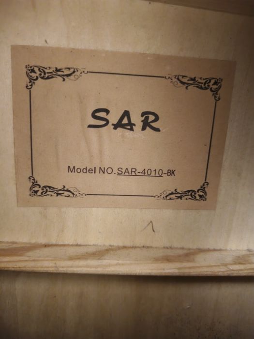 Гитара привезенная с италии в идеальном состоянии