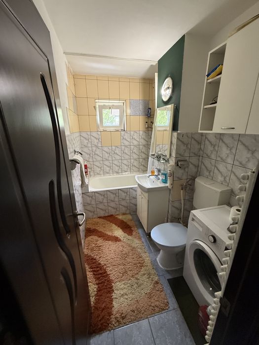 PROPRIETAR | 1 CAMERĂ Decomandat | Girocului | 3 min de SPITALUL JUDEȚEAN