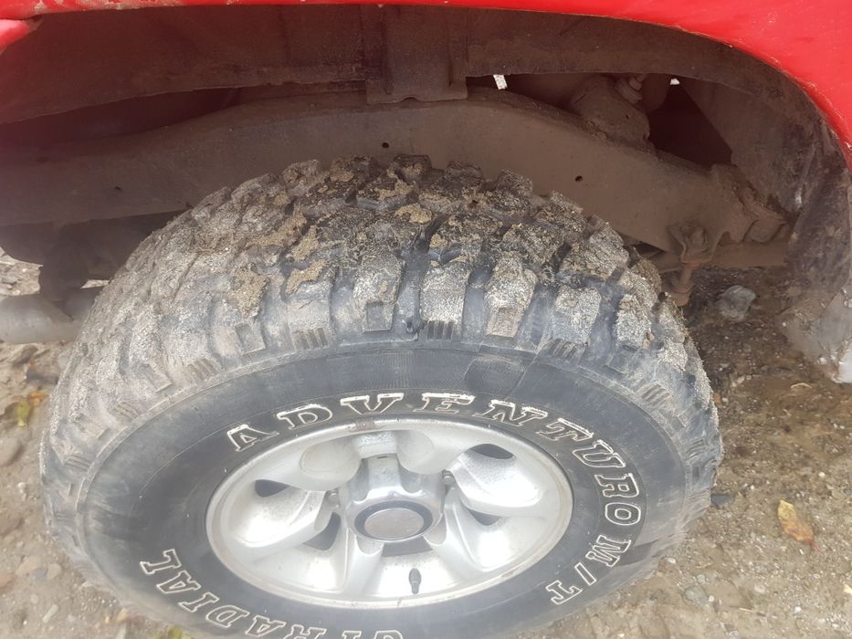 Dezmembrez mitsubishi pajero shogun motor 2.8 cutie manuală