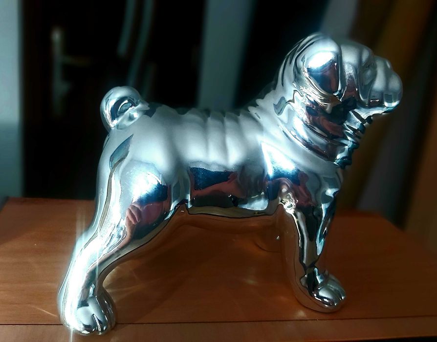 Statuetă decorativă câine Bulldog, efect oglindă cromat!