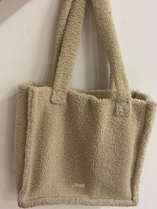 Оригнальный шоппер Guess