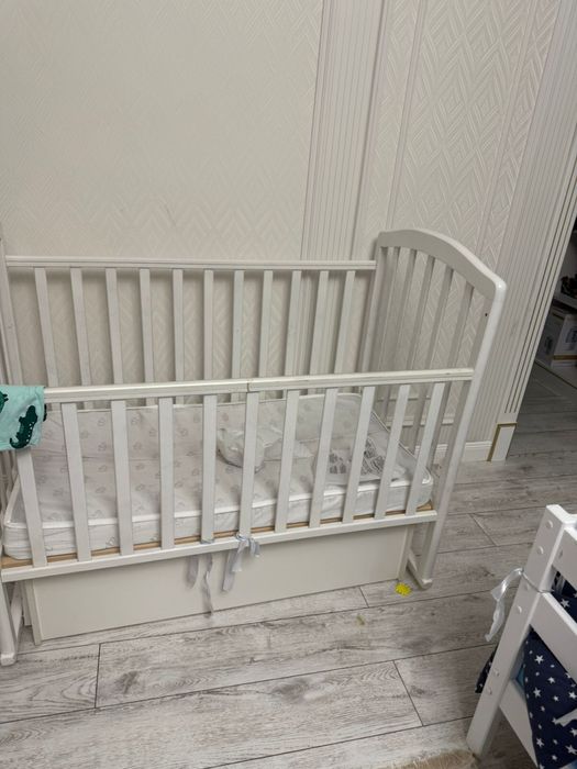 Детская кроватка манеж