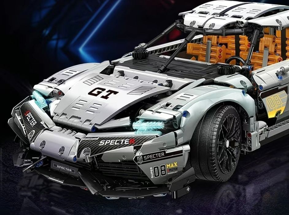 Конструктор лего суперкар Koenigsegg Gemera.