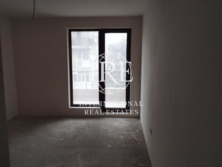 2-стаен в Варна-Колхозен пазар площ 79 цена 159000