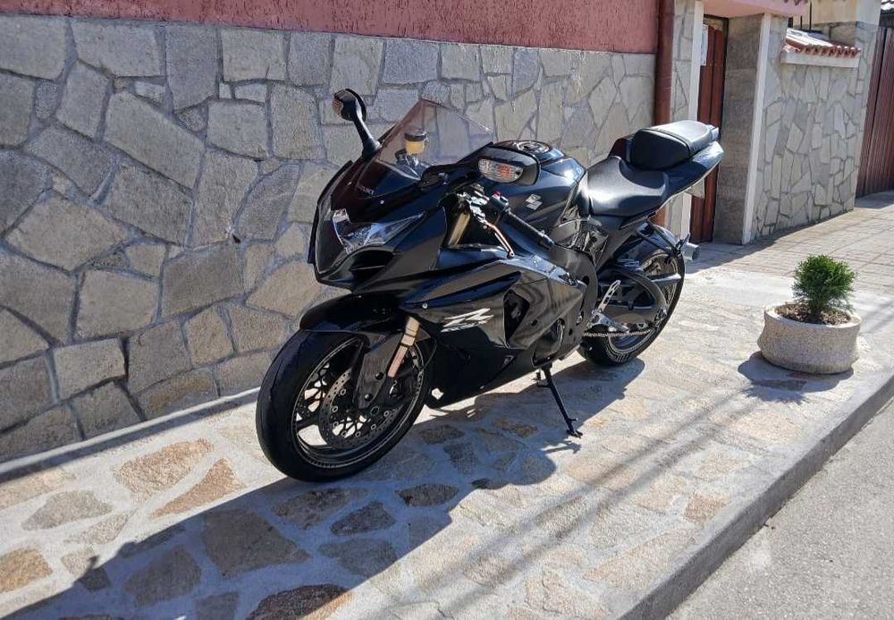 Suzuki GSXR L0 1000