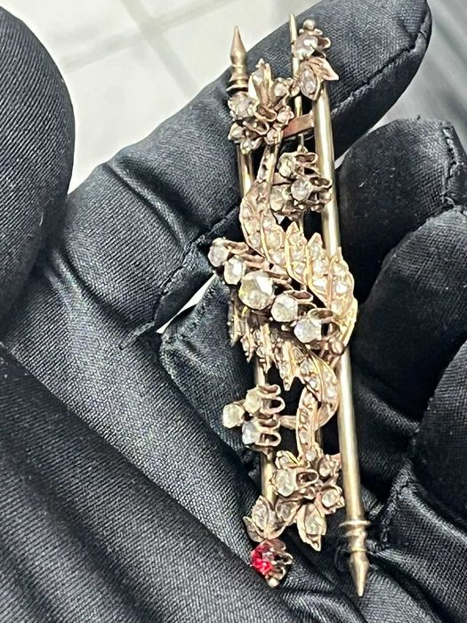 Антична отоманска брошка от 19-ти век с 8K розово злато и диаманти